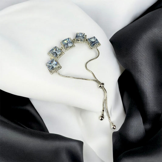 गौरी Square Cut Cubic Zirconia Adjustable Bracelet