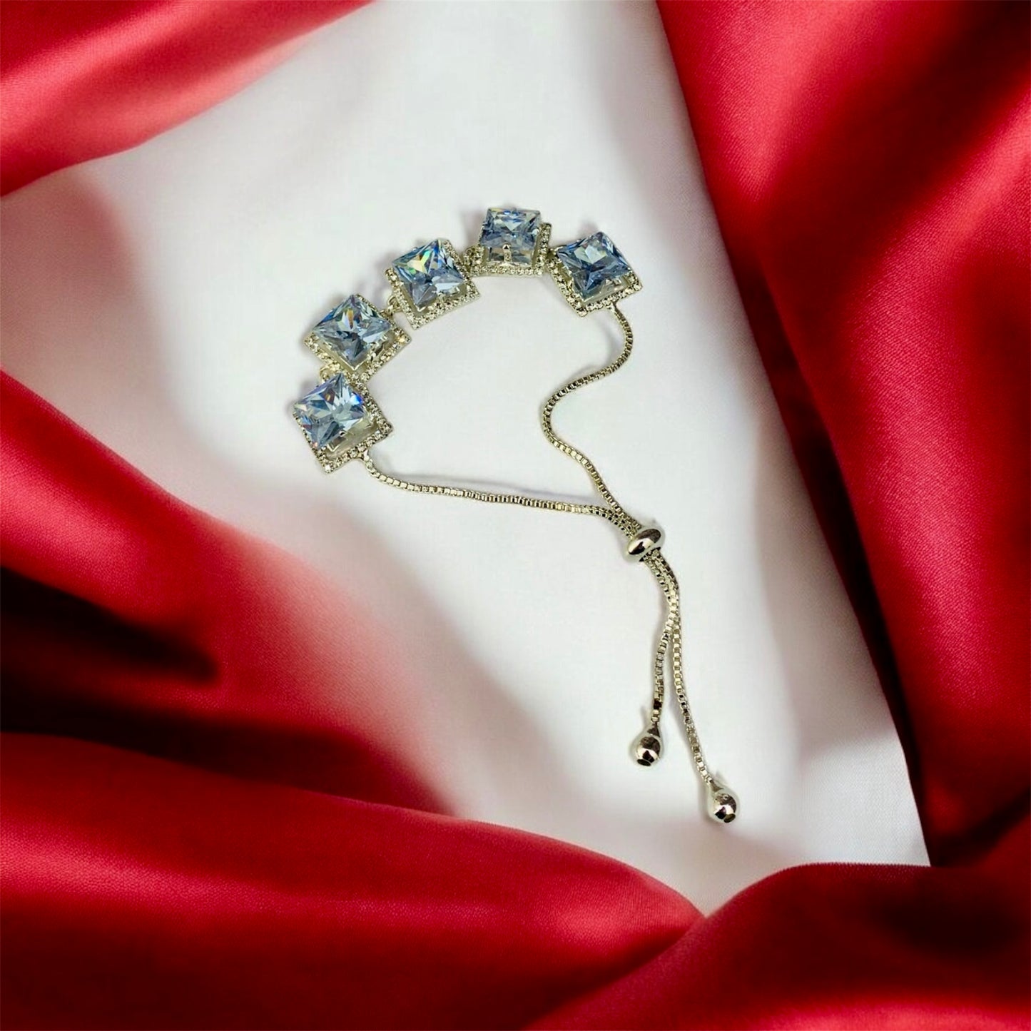 गौरी Square Cut Cubic Zirconia Adjustable Bracelet