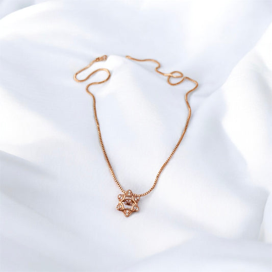 गिरिराजपुत्री Pendant" – Symbol of Devotion and Divine Grace