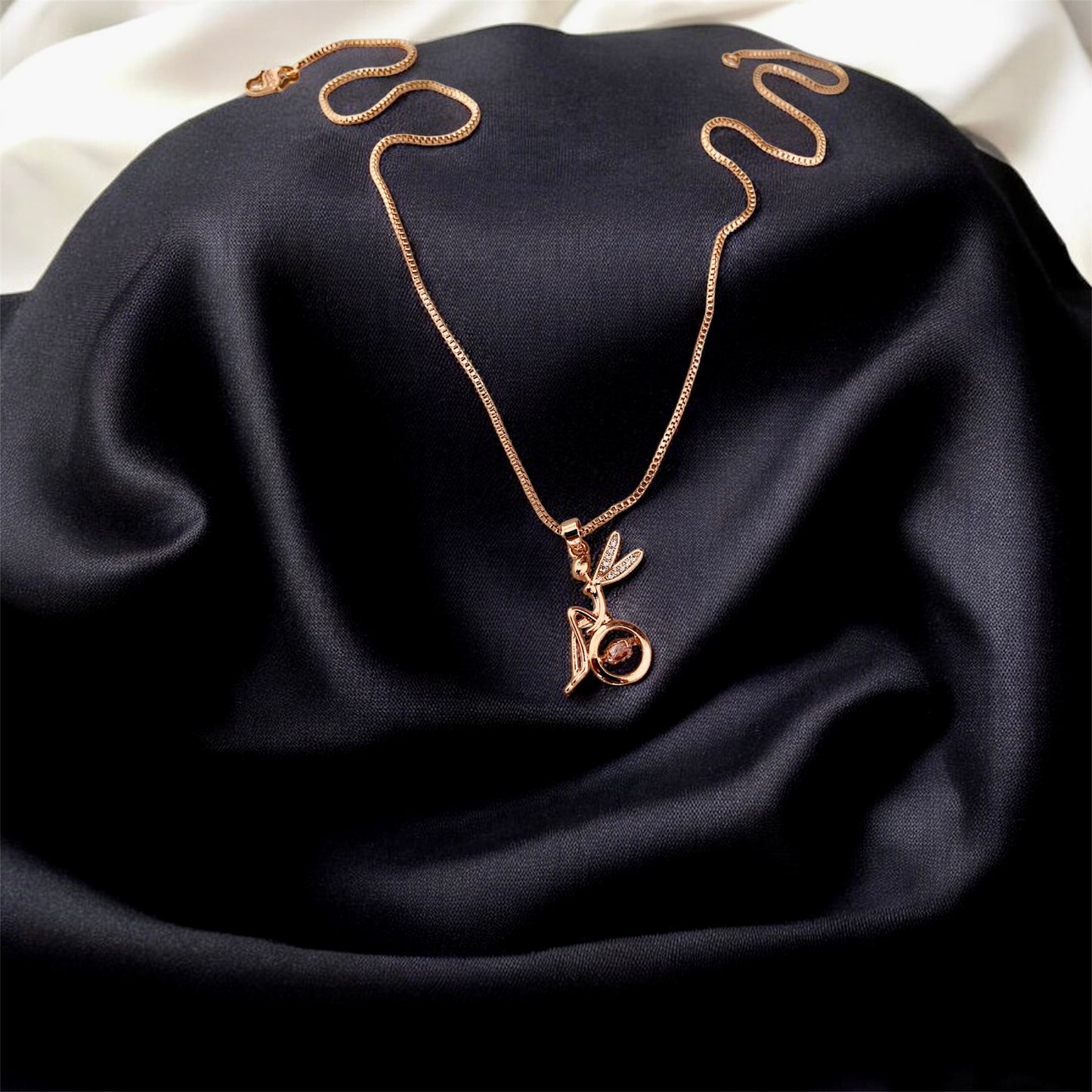 अनन्या Pendant" – Symbol of Unmatched Grace and Purity