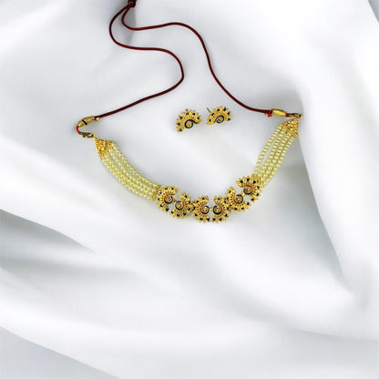 Close-up of Thakurayan sunflower Kundan detail — buy artificial choker India
