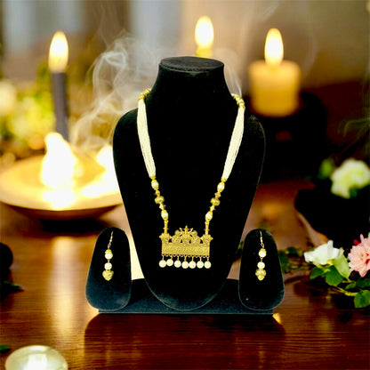 Vishakha necklace set styled on model — artificial jewellery for women Ashalite