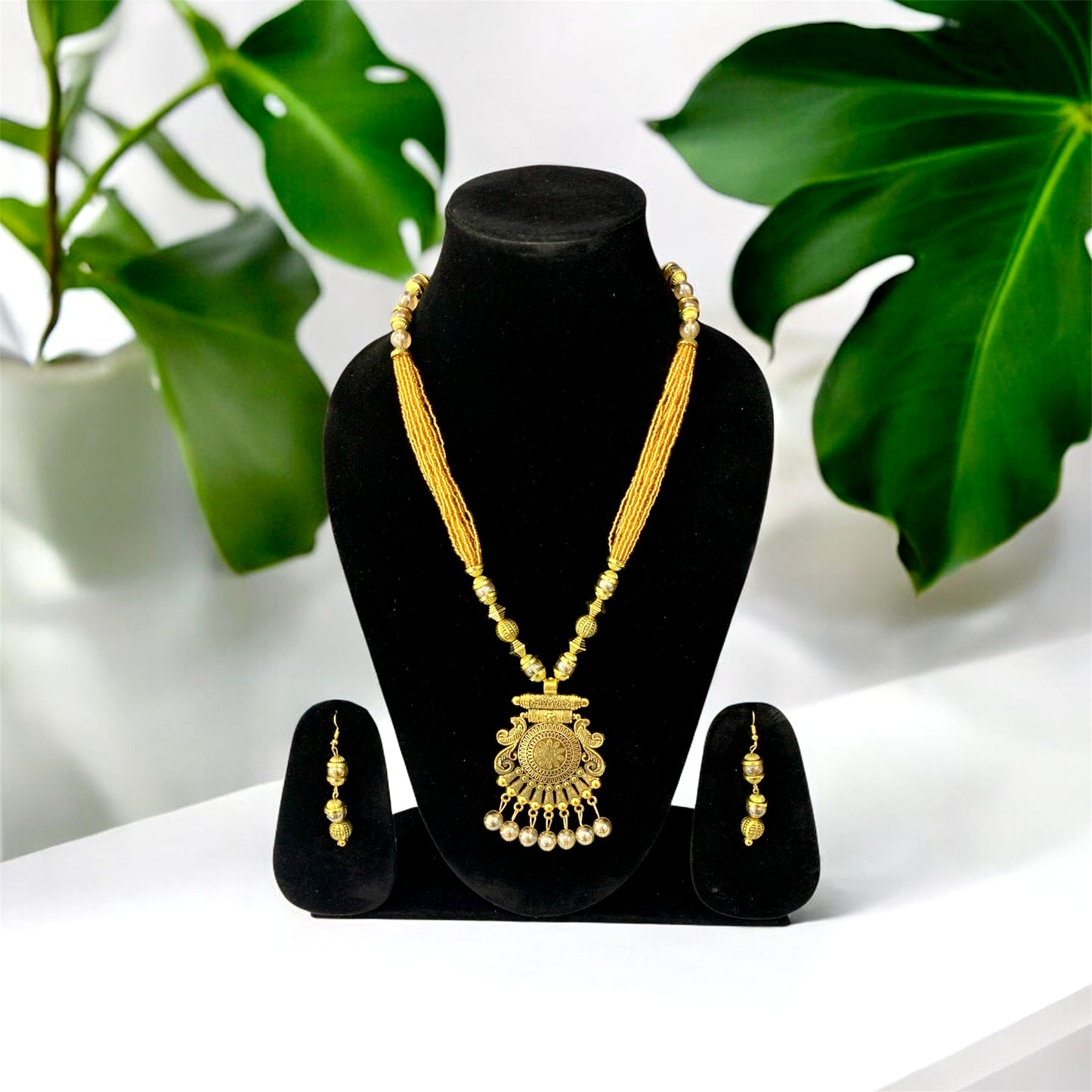 सत्यभामा Antique Tribal Pendant Necklace Set