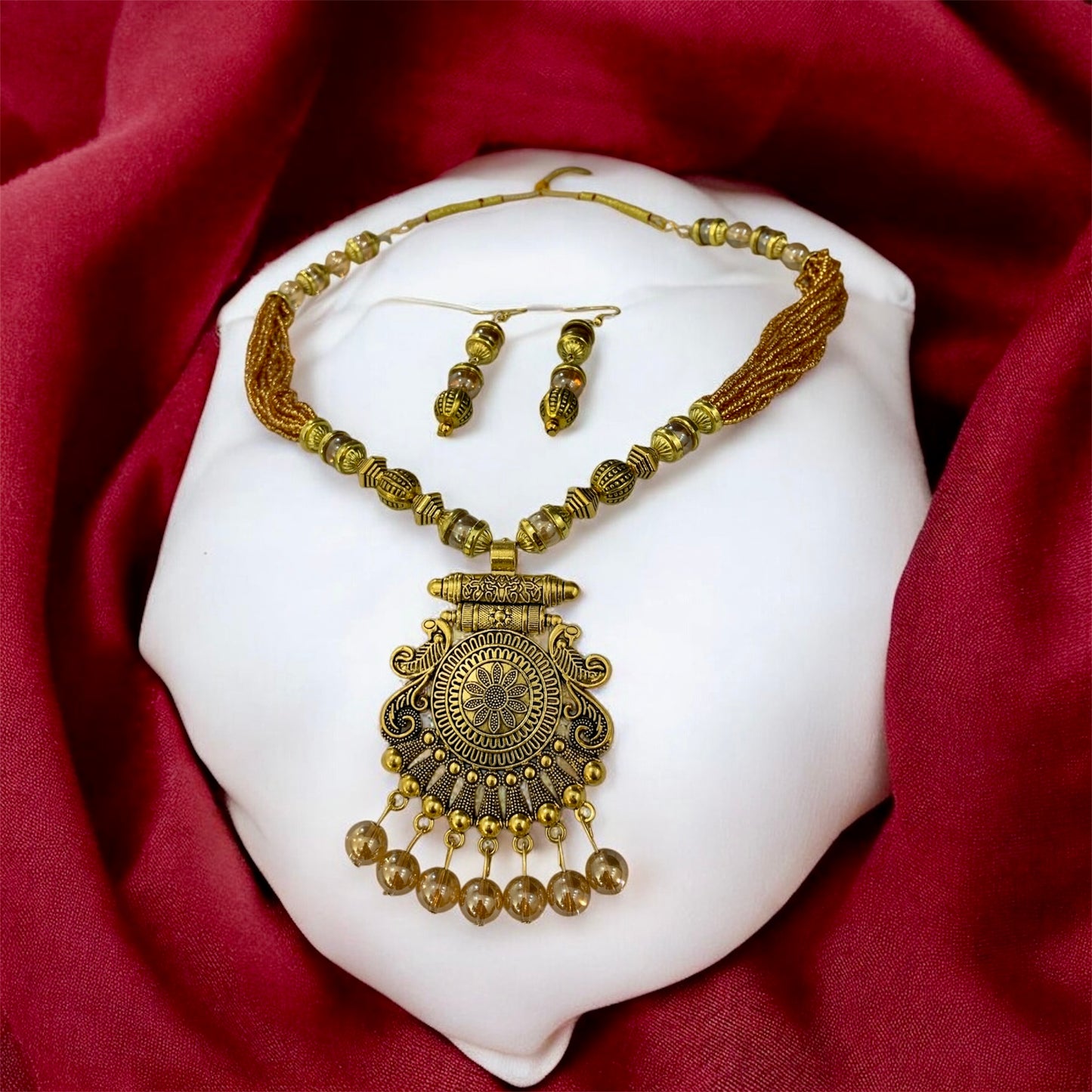 सत्यभामा Antique Tribal Pendant Necklace Set